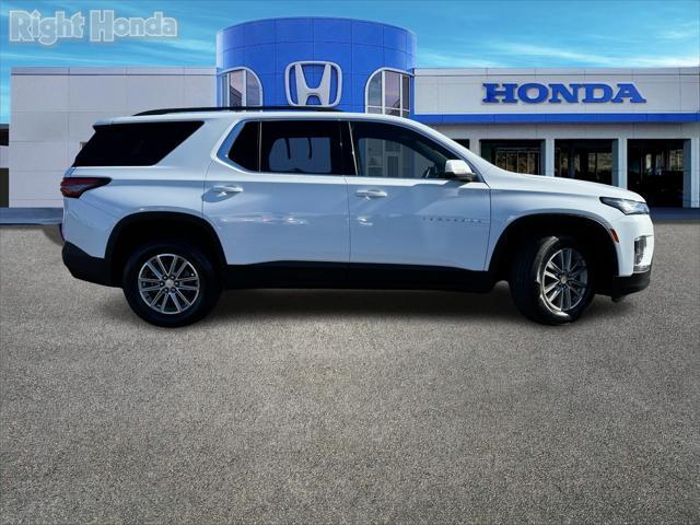 used 2023 Chevrolet Traverse car, priced at $28,088