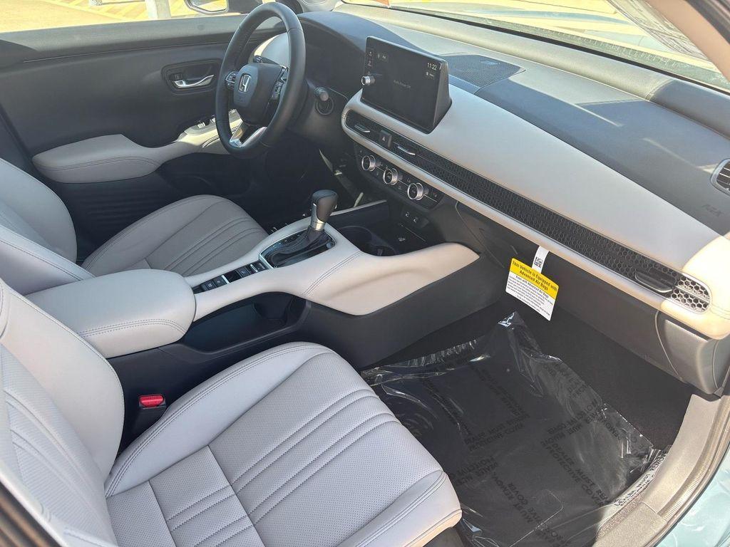 new 2026 Honda HR-V car, priced at $32,251