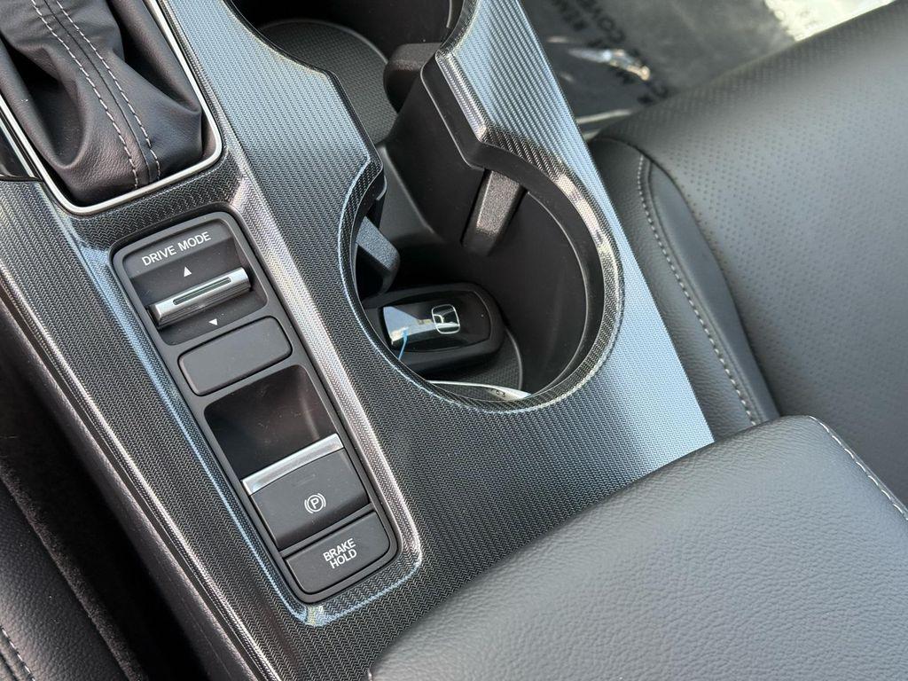 new 2025 Honda Civic Hybrid car, priced at $31,419