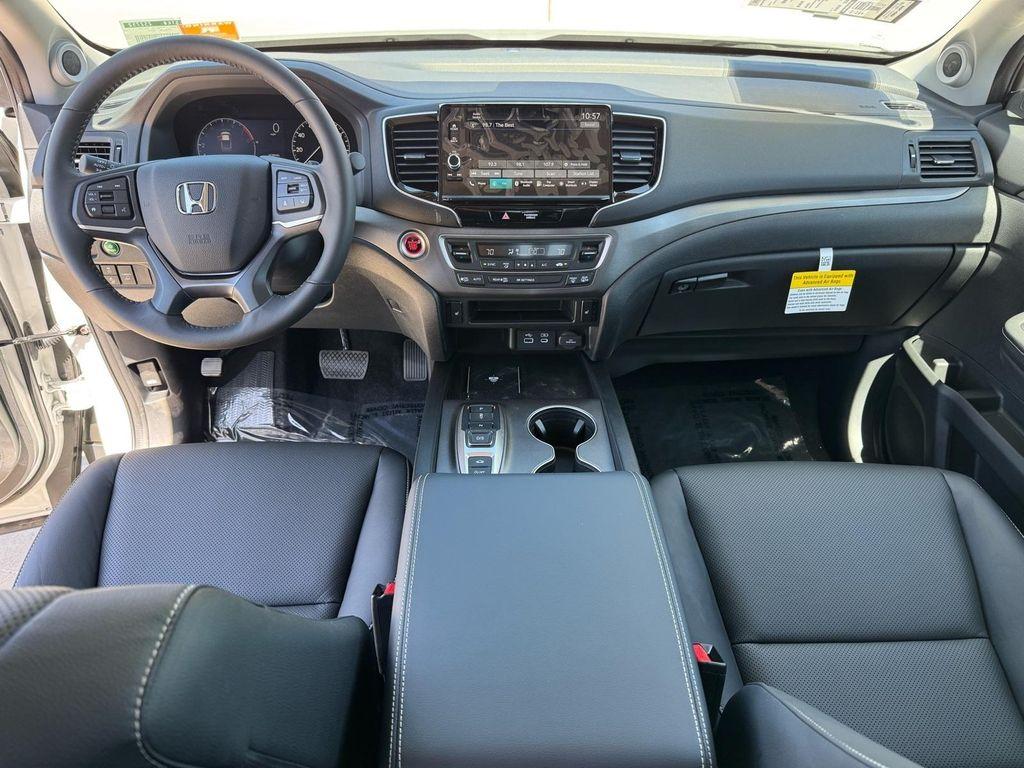new 2025 Honda Ridgeline car, priced at $40,095