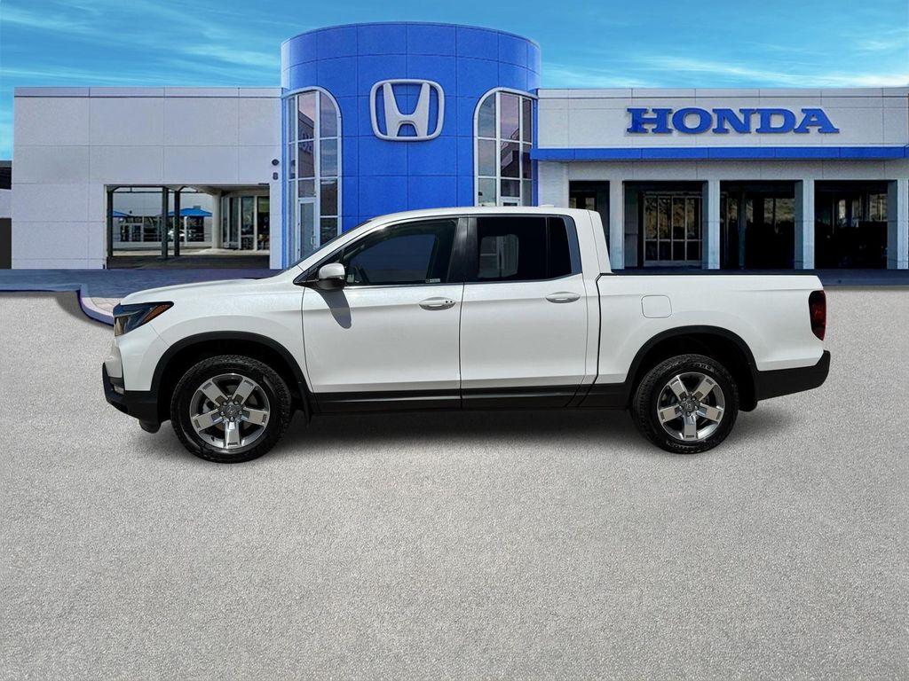 new 2025 Honda Ridgeline car, priced at $40,095