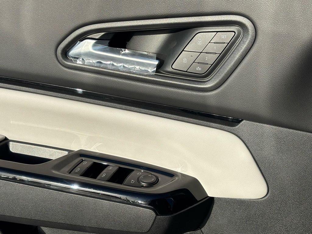 new 2025 Honda Prologue car, priced at $52,915