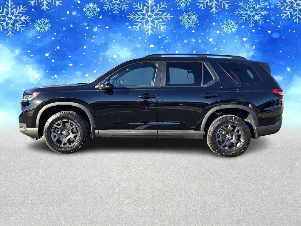new 2025 Honda Pilot car, priced at $45,296