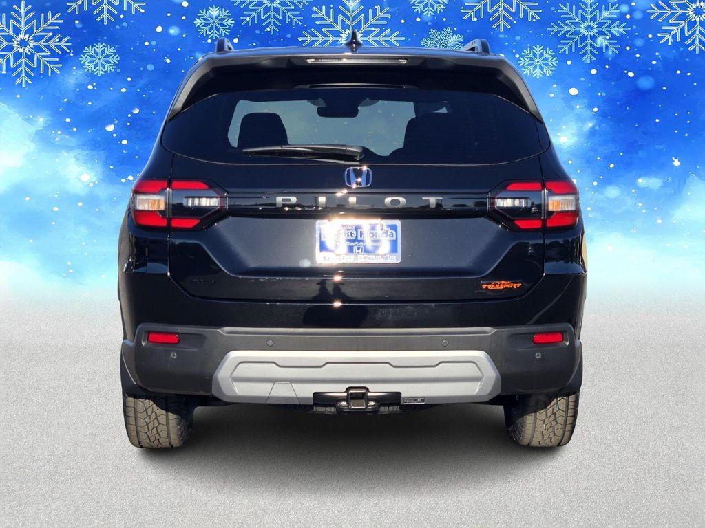 new 2025 Honda Pilot car, priced at $45,296