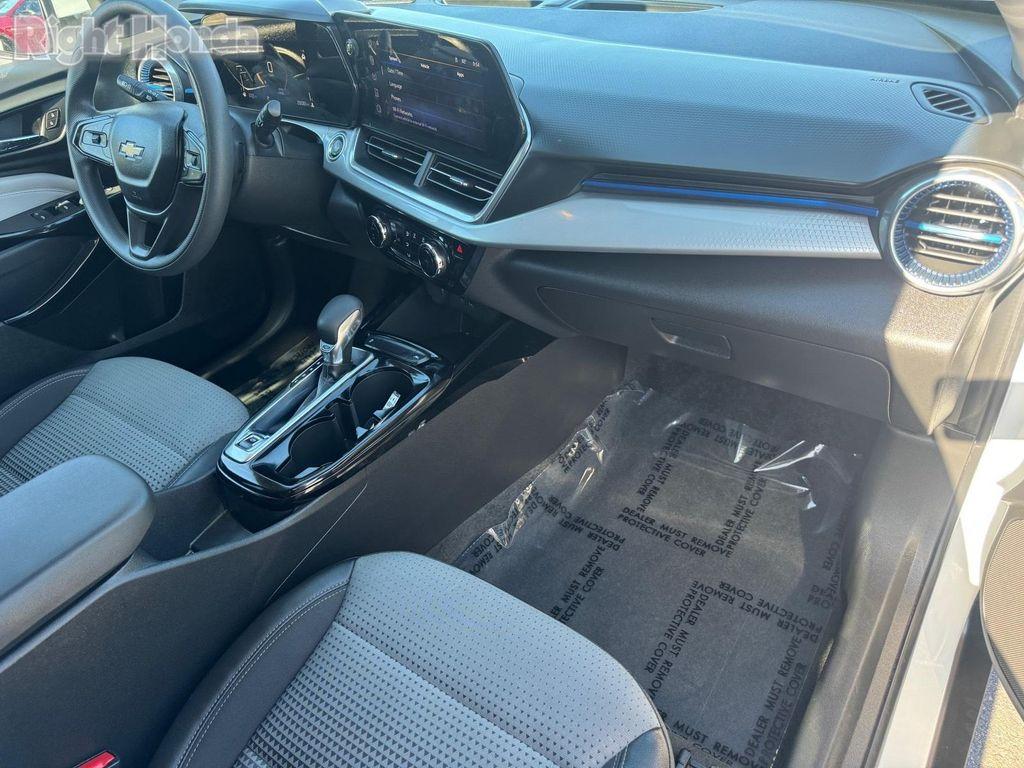 used 2024 Chevrolet Trax car, priced at $19,999
