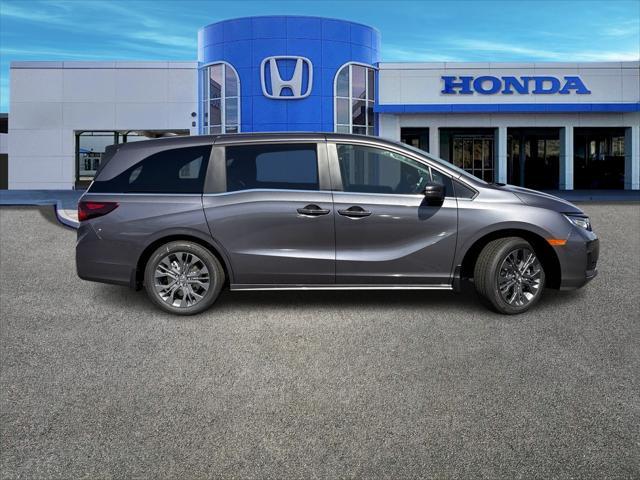 new 2025 Honda Odyssey car, priced at $45,890