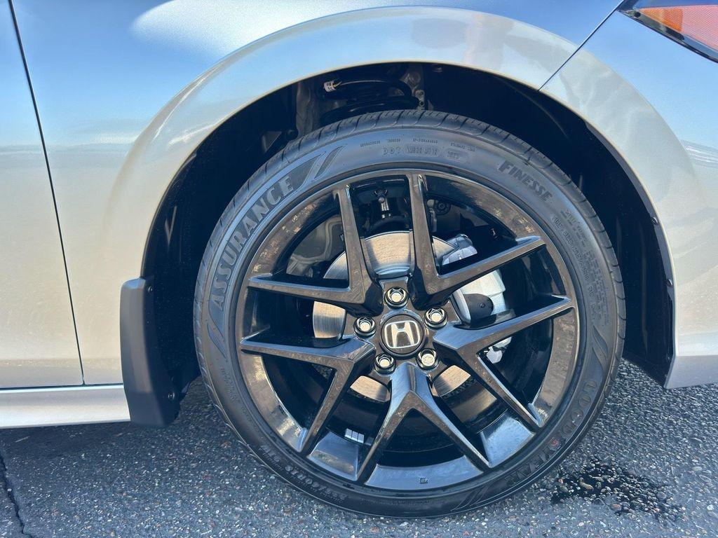 new 2026 Honda Civic Hybrid car, priced at $29,392