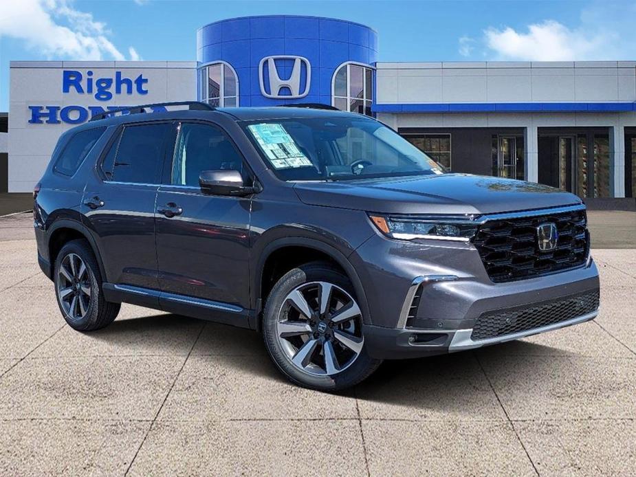 new 2024 Honda Pilot car, priced at $46,739