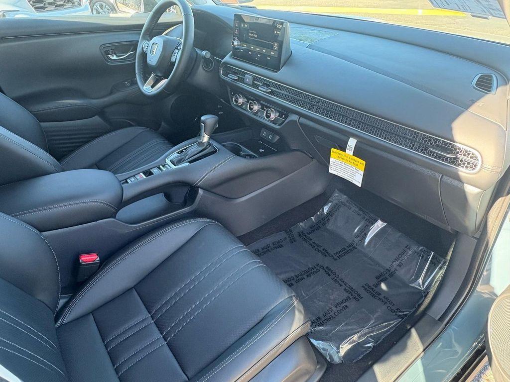 new 2026 Honda HR-V car, priced at $32,251