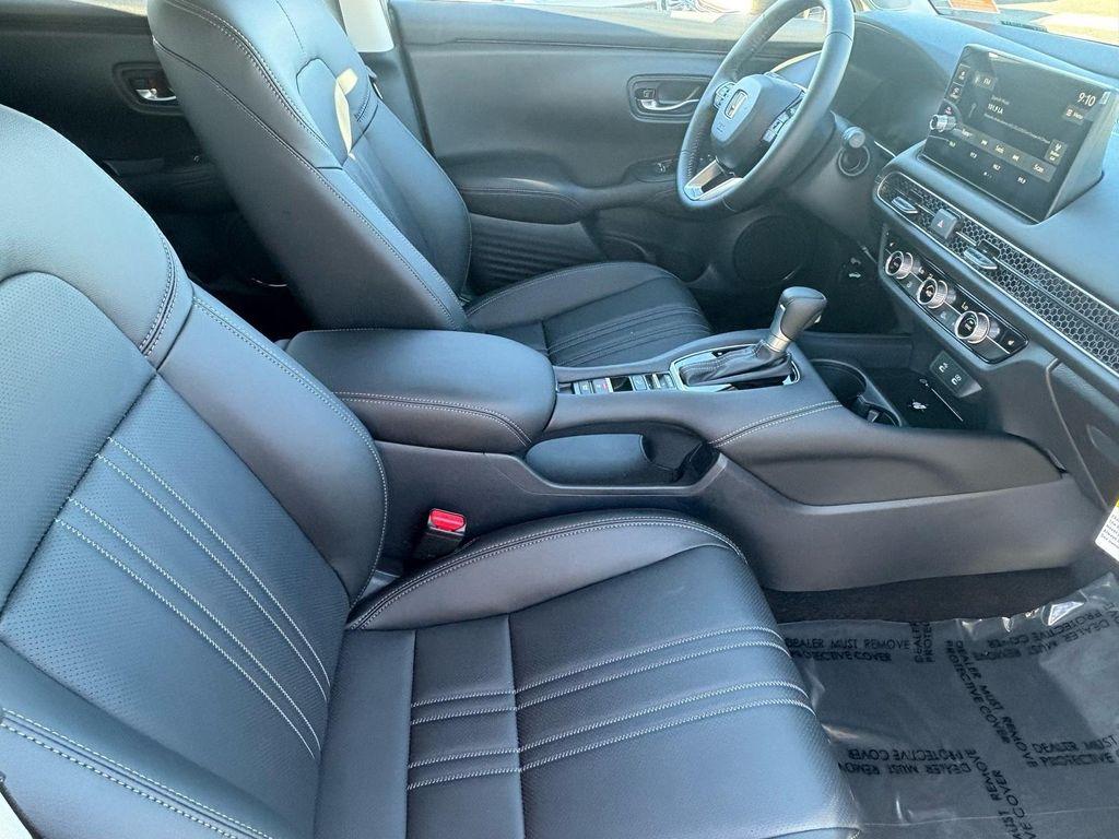 new 2026 Honda HR-V car, priced at $32,251