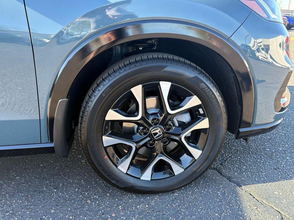 new 2026 Honda HR-V car, priced at $32,251