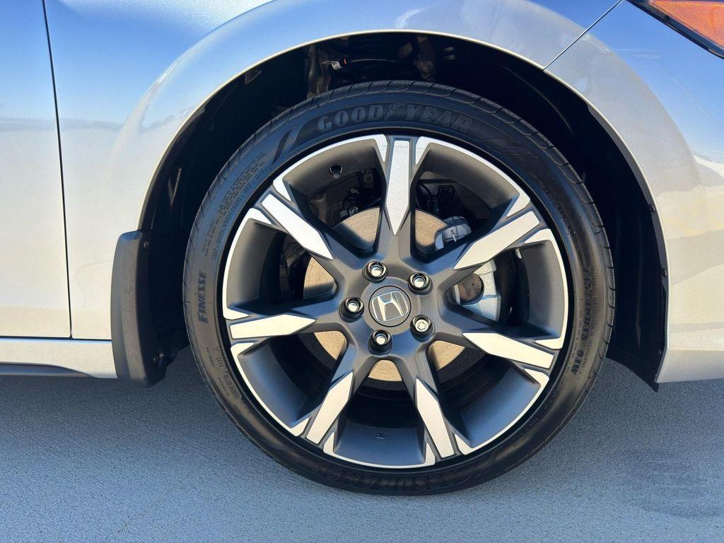 new 2026 Honda Civic Hybrid car, priced at $32,927