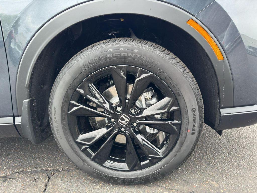 new 2026 Honda CR-V Hybrid car, priced at $41,050