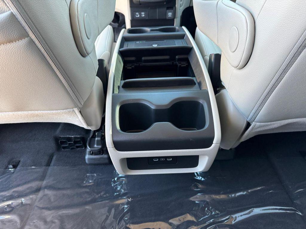 new 2026 Honda Odyssey car, priced at $42,038