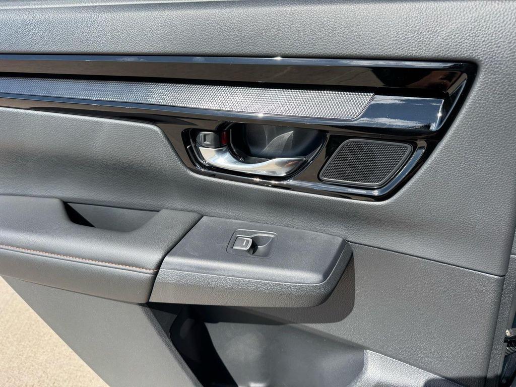 new 2026 Honda CR-V Hybrid car, priced at $43,645