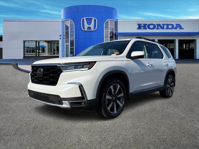 new 2025 Honda Pilot car, priced at $48,115