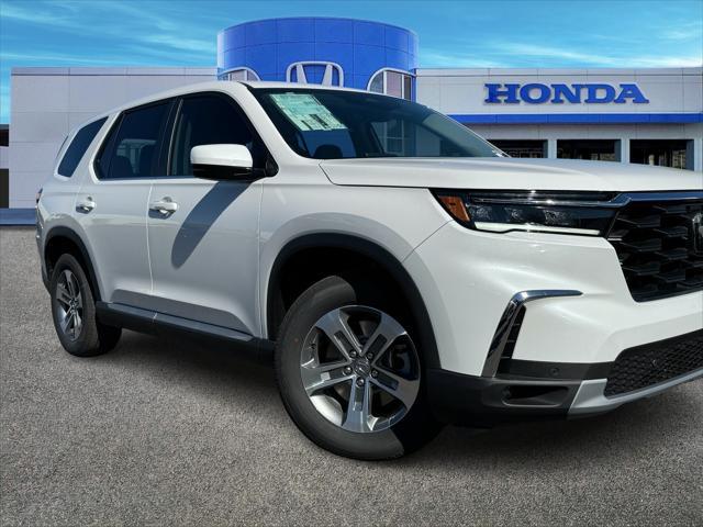 new 2025 Honda Pilot car, priced at $46,066