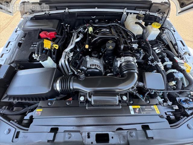 used 2023 Jeep Gladiator car, priced at $28,988