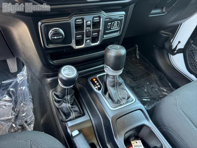 used 2023 Jeep Gladiator car, priced at $28,988