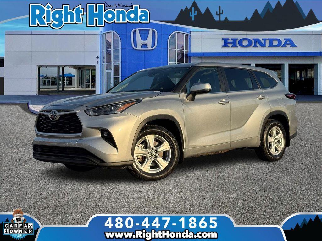 used 2024 Toyota Highlander car, priced at $33,893