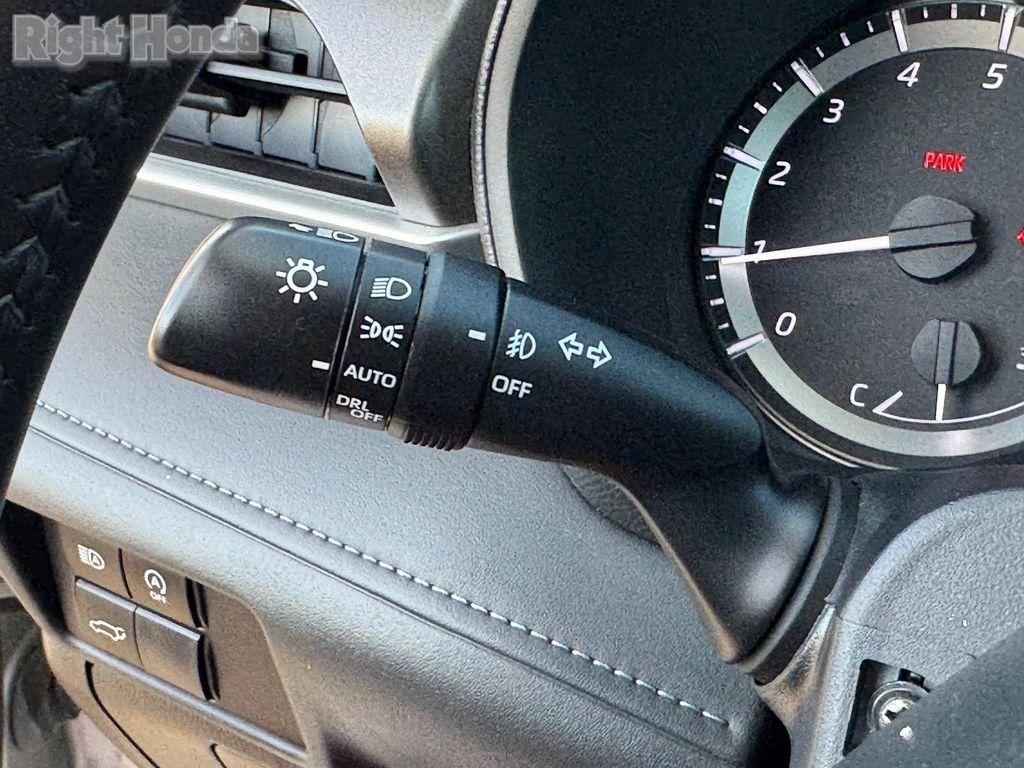 used 2024 Toyota Highlander car, priced at $33,893
