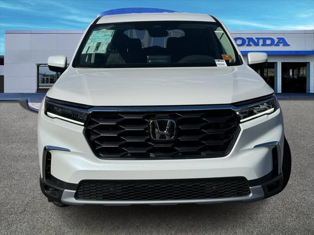 new 2025 Honda Pilot car, priced at $46,066