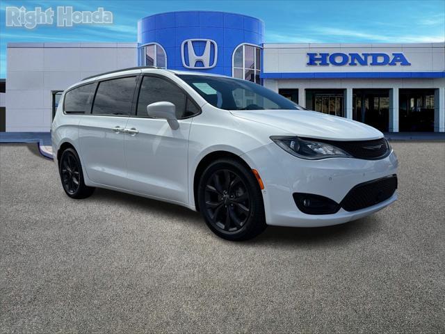 used 2020 Chrysler Pacifica car, priced at $18,788