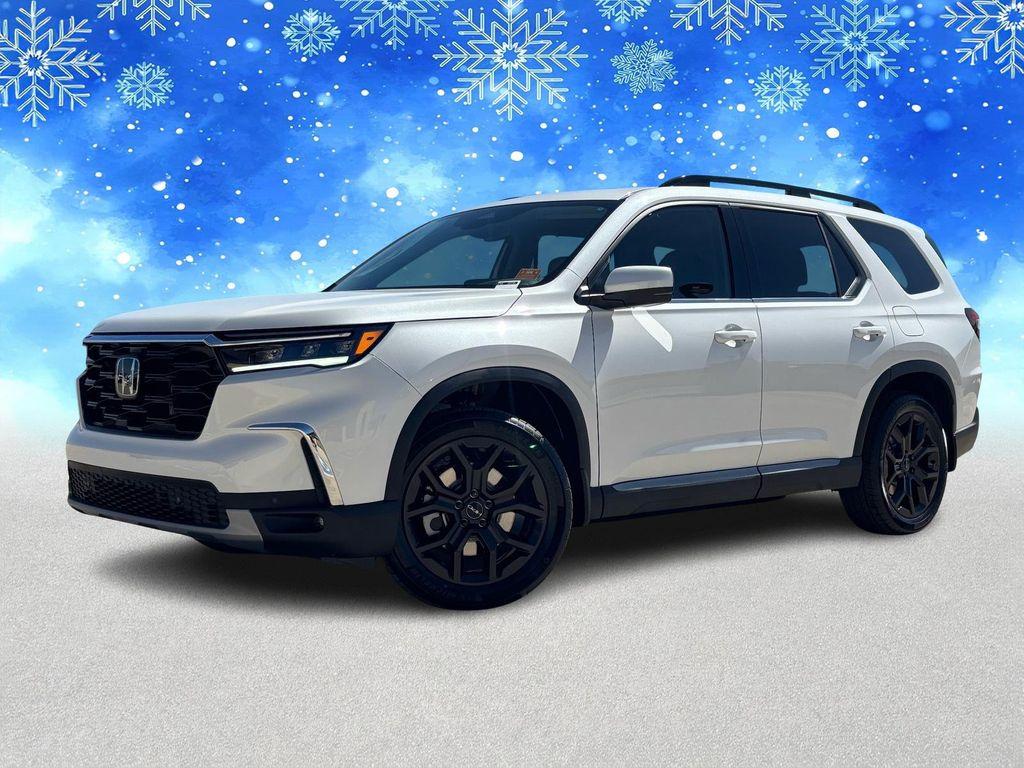 new 2025 Honda Pilot car, priced at $44,666
