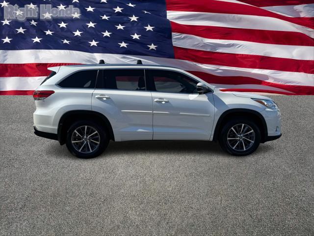 used 2018 Toyota Highlander car, priced at $21,988