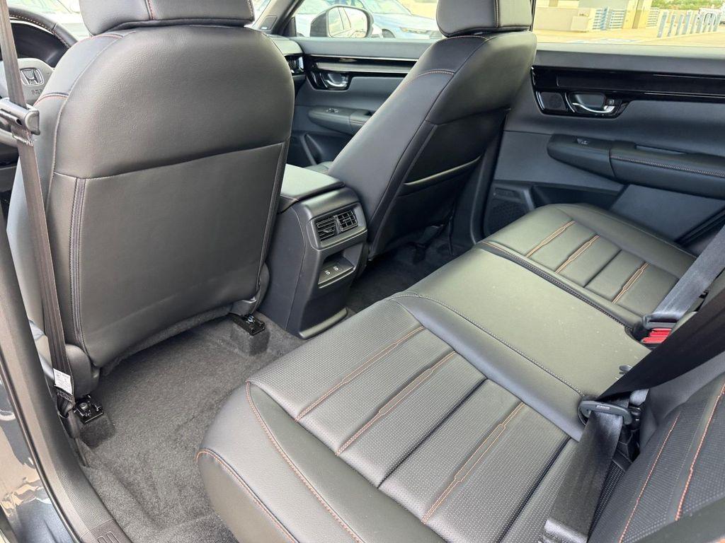 new 2026 Honda CR-V Hybrid car, priced at $41,050