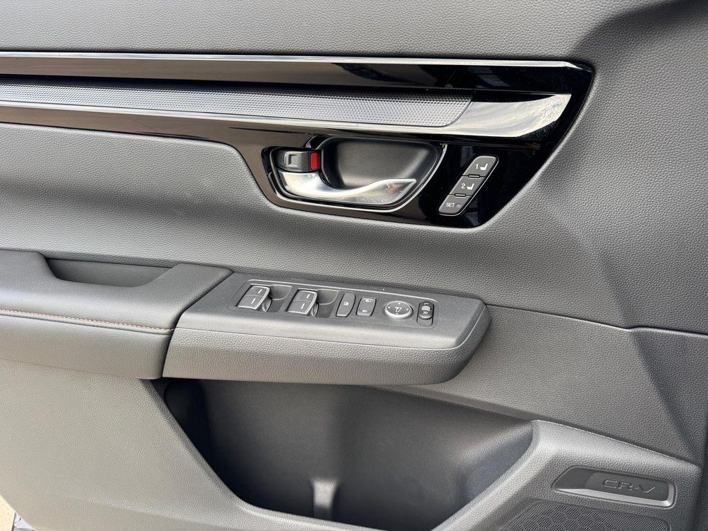 new 2026 Honda CR-V Hybrid car, priced at $41,050