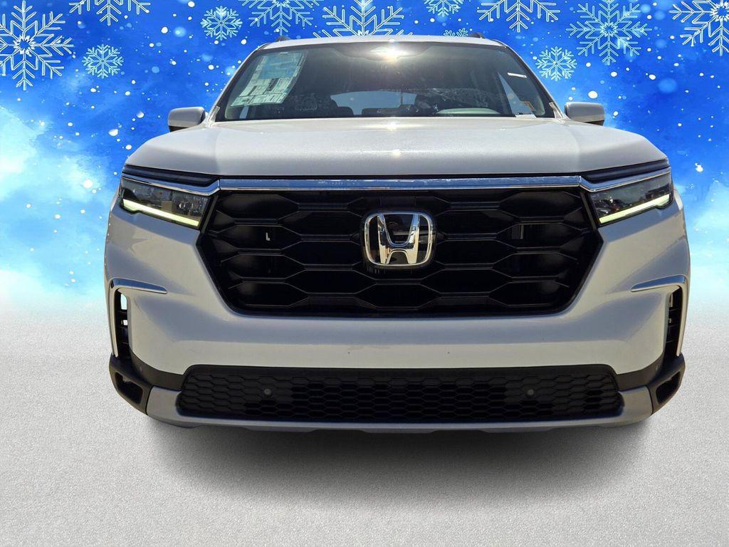 new 2025 Honda Pilot car, priced at $46,623
