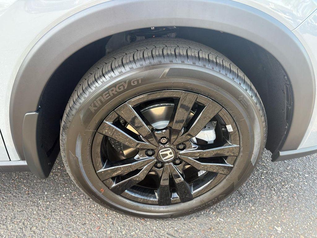 new 2026 Honda HR-V car, priced at $30,278