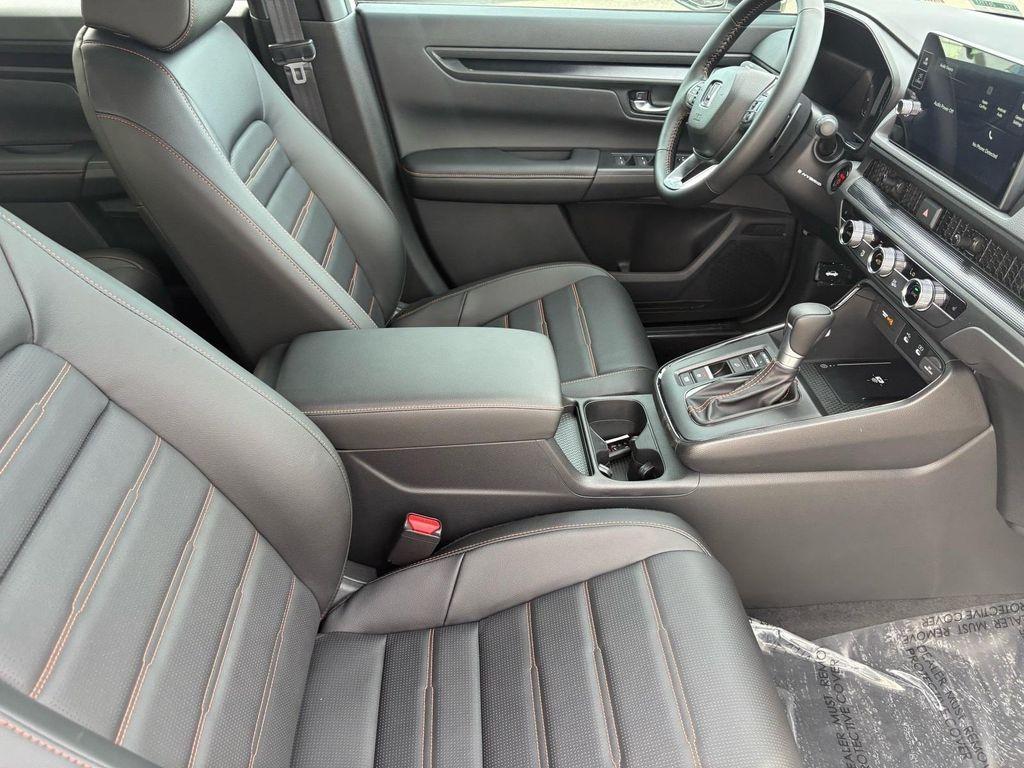 new 2026 Honda CR-V Hybrid car, priced at $40,396