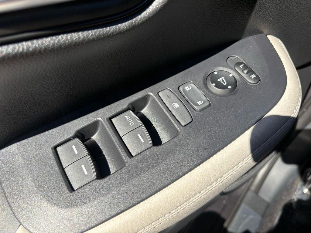 new 2026 Honda HR-V car, priced at $28,252