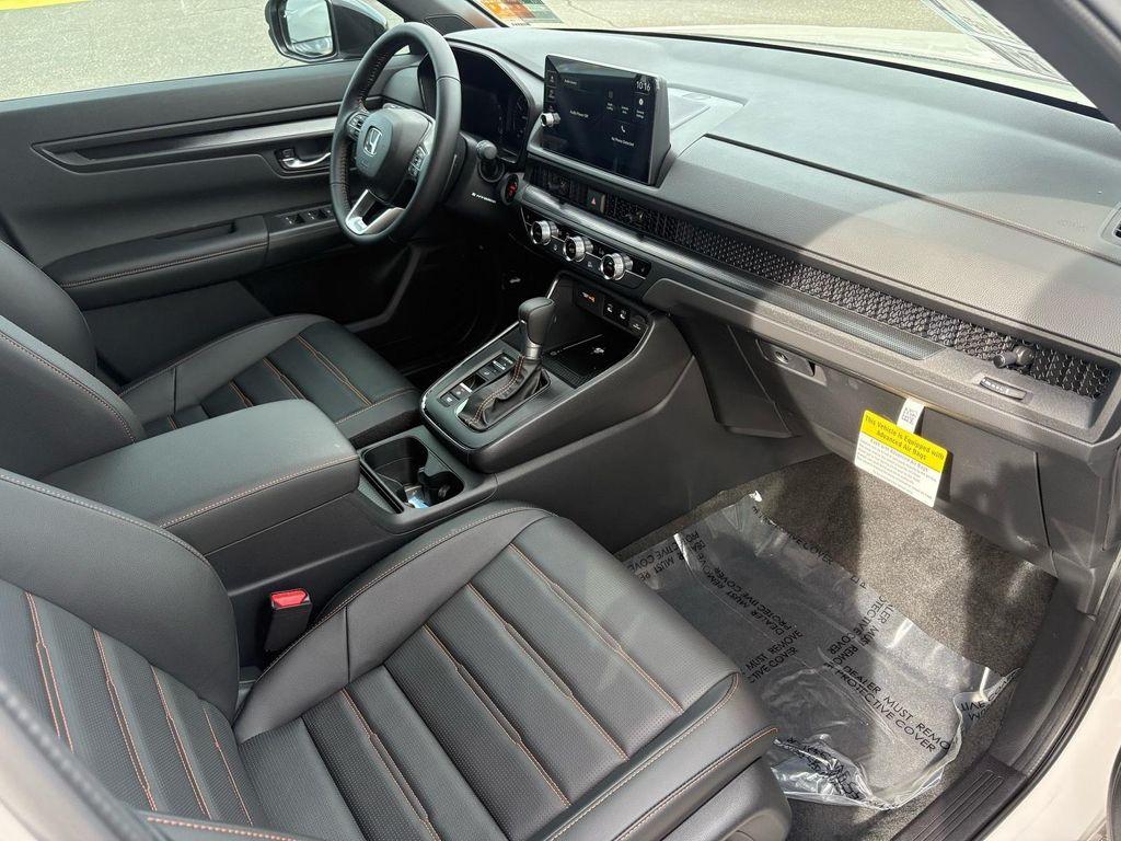 new 2026 Honda CR-V Hybrid car, priced at $40,396