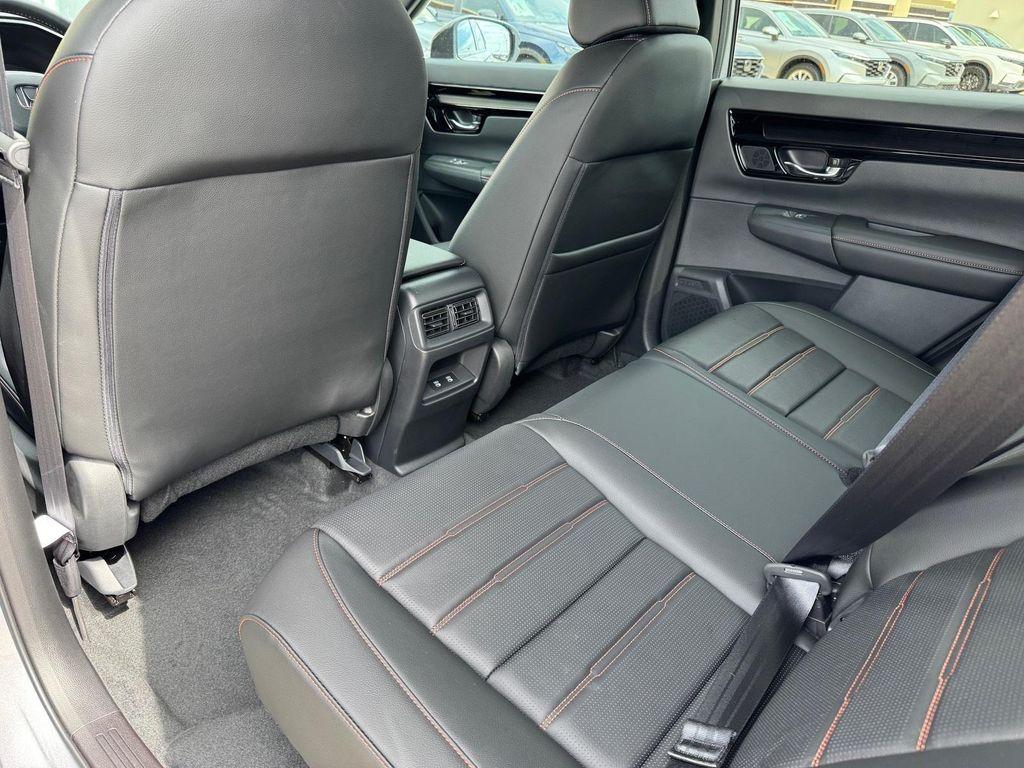 new 2026 Honda CR-V Hybrid car, priced at $41,050