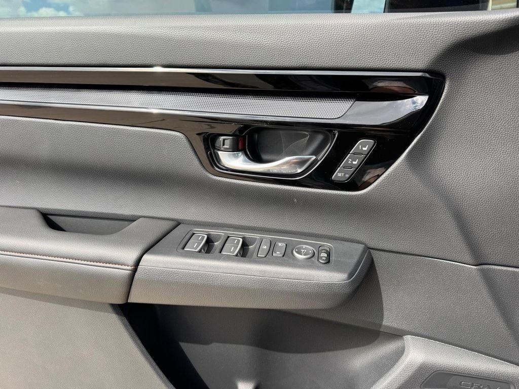 new 2026 Honda CR-V Hybrid car, priced at $41,050