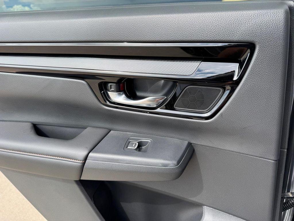 new 2026 Honda CR-V Hybrid car, priced at $41,050