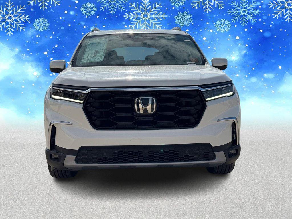 new 2025 Honda Pilot car, priced at $46,623