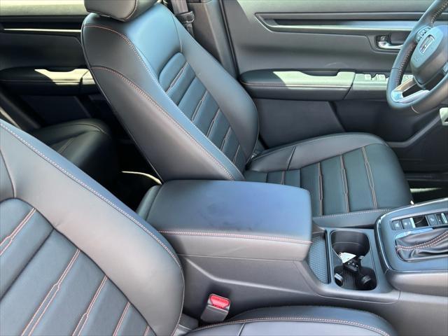 new 2025 Honda CR-V Hybrid car, priced at $37,444