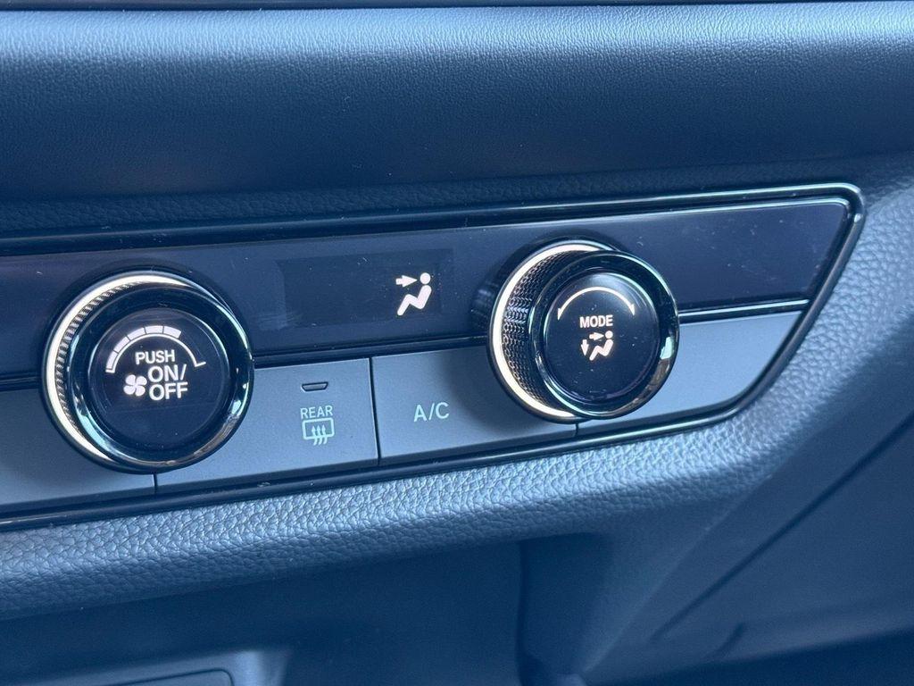 new 2026 Honda HR-V car, priced at $28,252