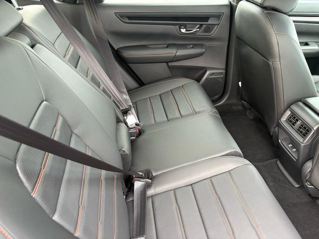 new 2026 Honda CR-V Hybrid car, priced at $40,396