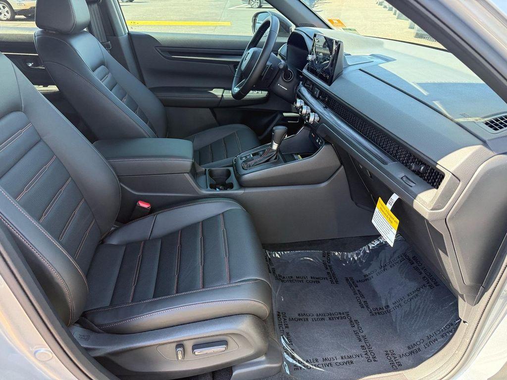 new 2025 Honda CR-V Hybrid car, priced at $38,880