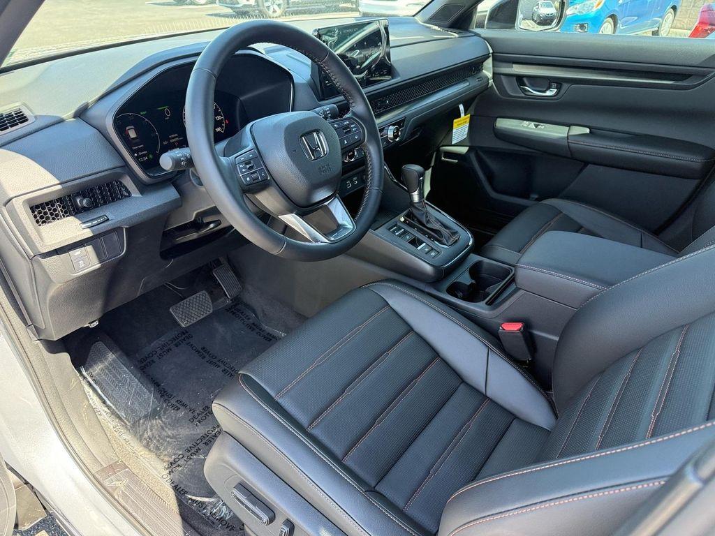 new 2025 Honda CR-V Hybrid car, priced at $38,880
