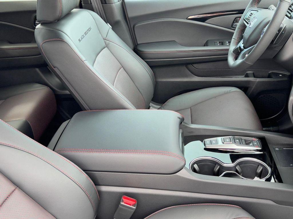 new 2025 Honda Ridgeline car, priced at $42,722