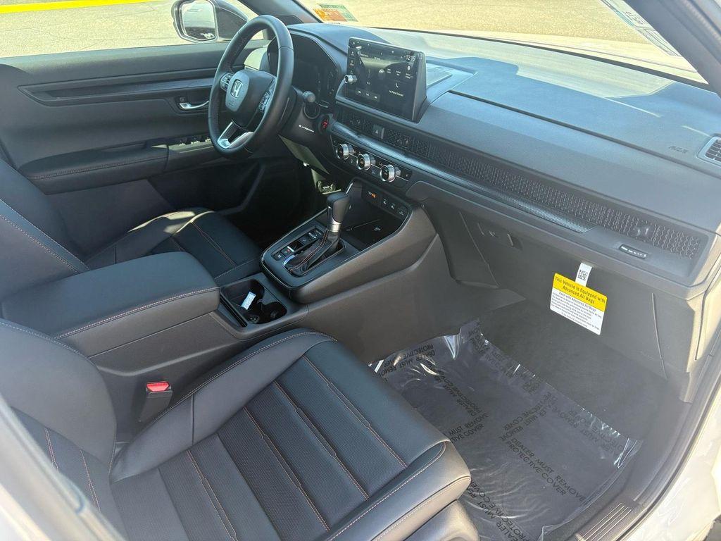 new 2026 Honda CR-V Hybrid car, priced at $40,396