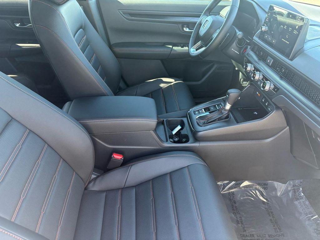 new 2026 Honda CR-V Hybrid car, priced at $40,396