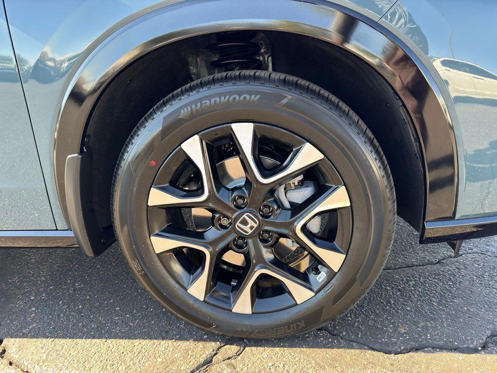 new 2026 Honda HR-V car, priced at $32,251