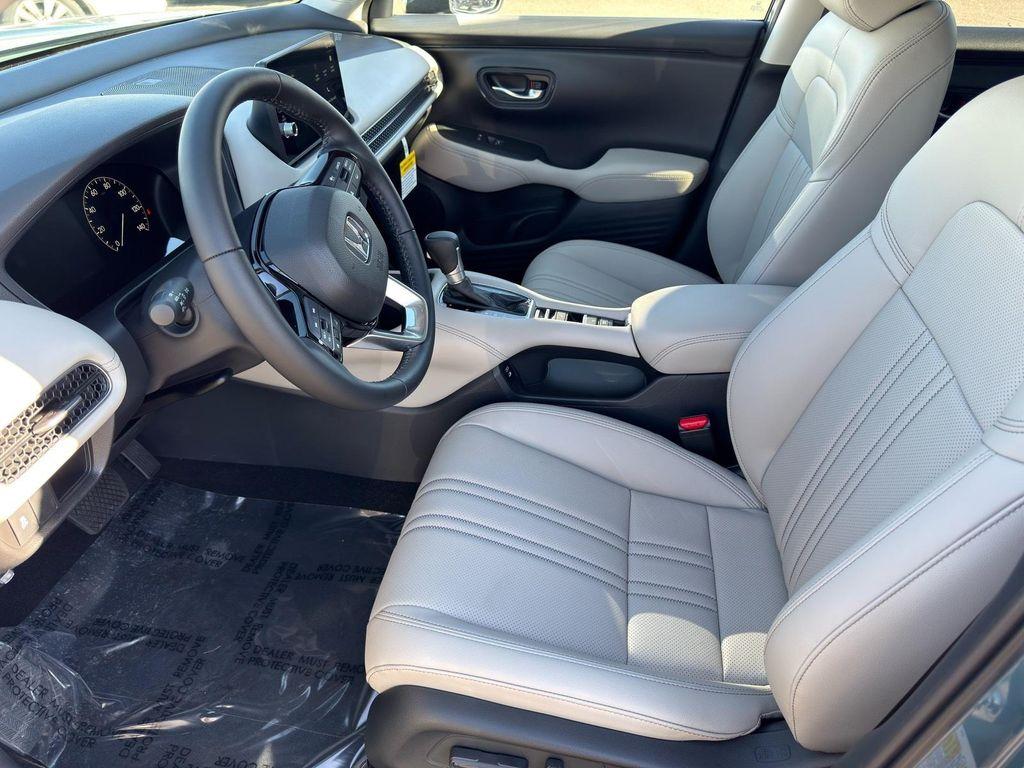new 2026 Honda HR-V car, priced at $32,251